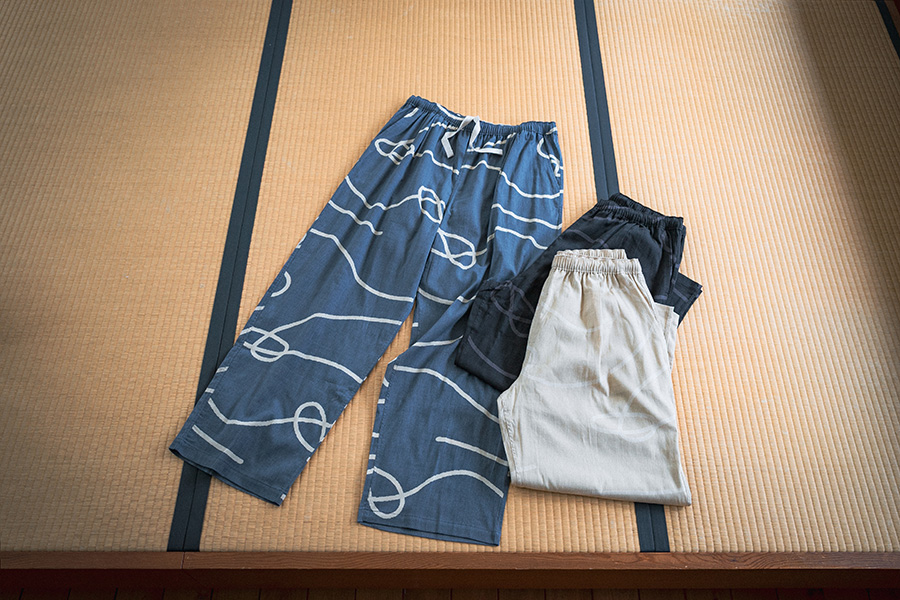 銭湯ぐらし 「ゆ」pants (short)の写真
